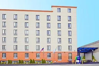 Red Lion Inn And Suites Brooklyn New York United States