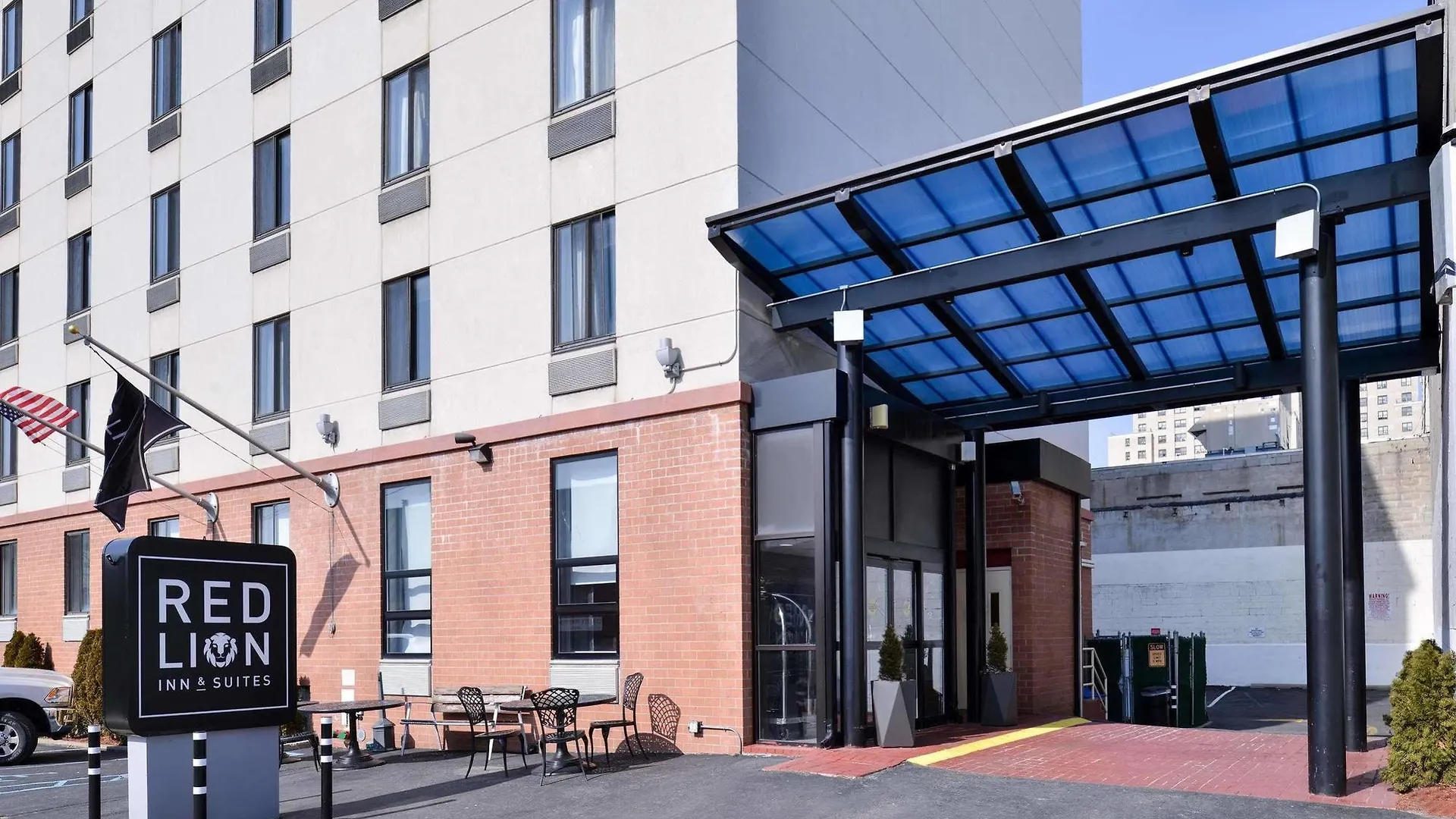 Red Lion Inn And Suites Brooklyn New York